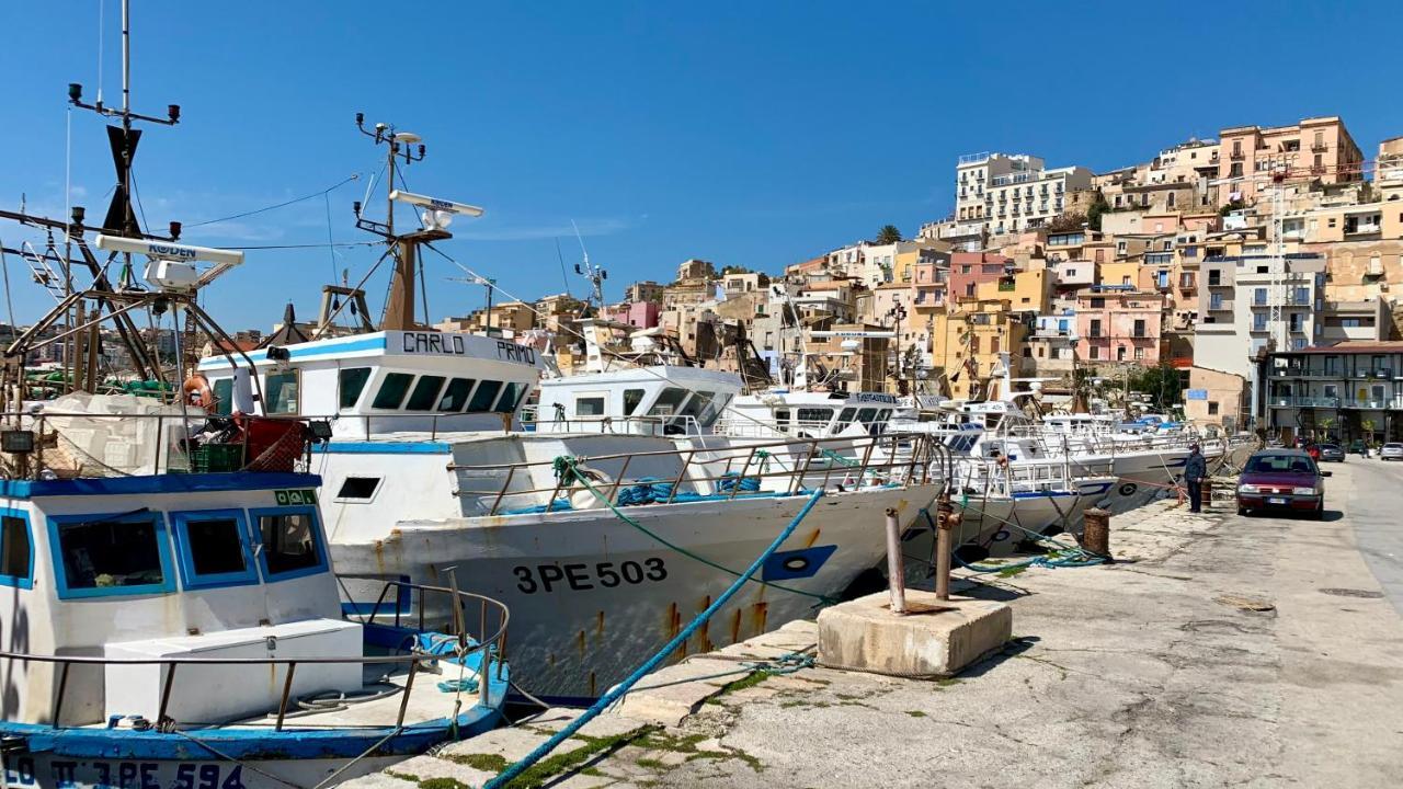 La Casa Del Pescatore ชากกา ภายนอก รูปภาพ